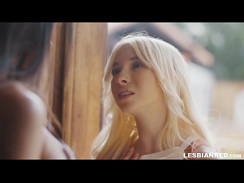 ❤️ Hoʻi mai ke kaikamahine i ka home i kekahi mau mahina ma hope a hoʻopau i ka ʻai ʻana i ka pussy a kona stepmom Fuck video ma haw.qizpornolar.ru ️❤